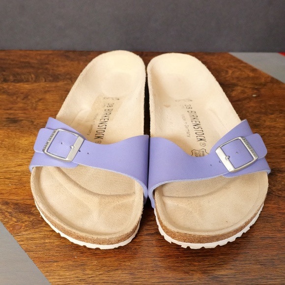 Birkenstock Madrid Size 38 (7/7.5) in light purple Like new - Picture 2 of 4